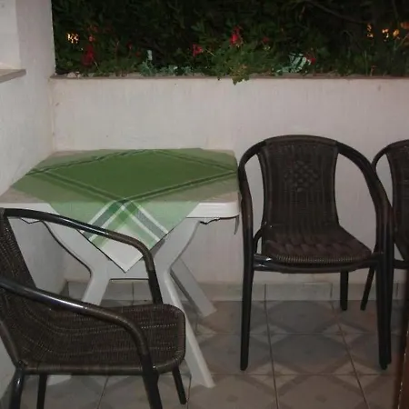 Kate - 200 M From Sea * סבטי פיליפ אי ג'קוב