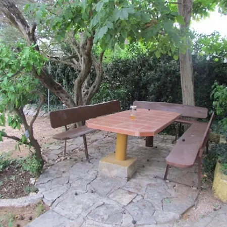Kate - 200 M From Sea דירה